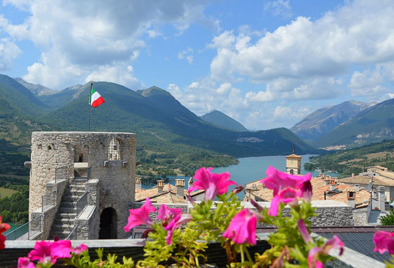Palazzo Baronale, Italy